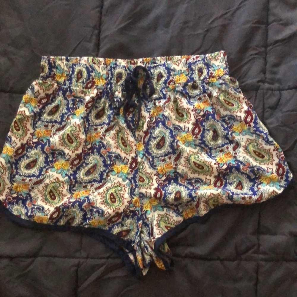 Paisley print shorts